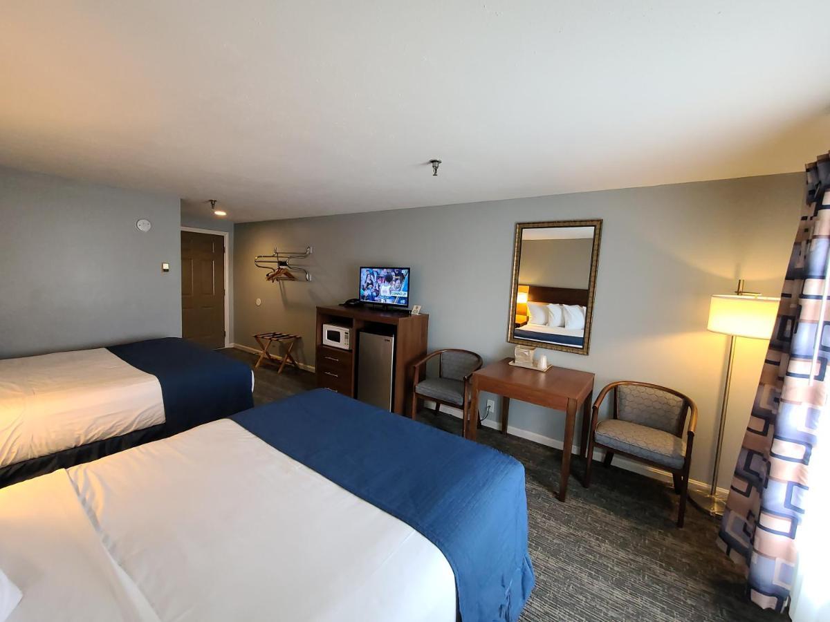 Hampton Village Inn Esterno foto