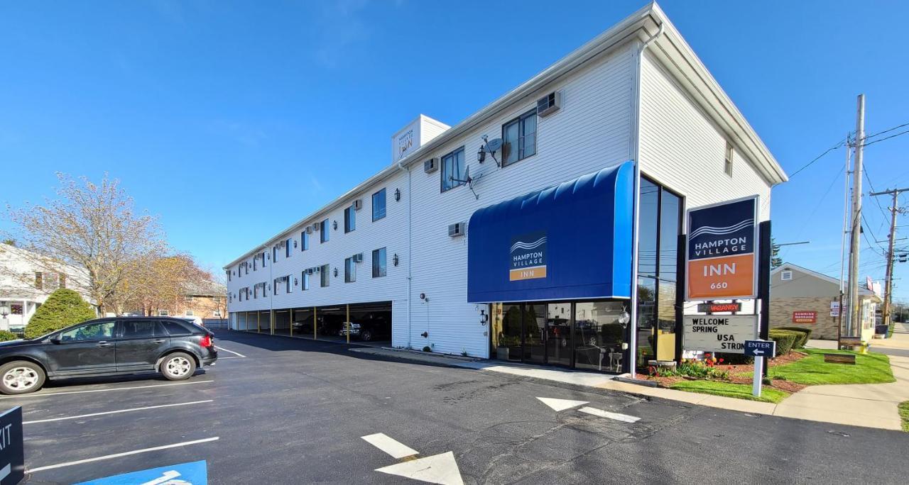 Hampton Village Inn Esterno foto